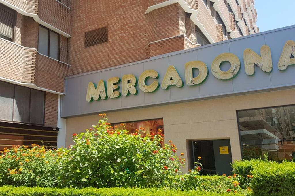 Bonito Apartamento Triana-Los Remedios Sevilla Eksteriør billede